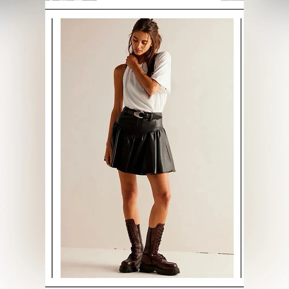 FREE PEOPLE  We The Free - Without Reservations Mini Skirt nwot
